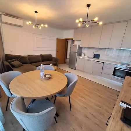 Mladost 1a Apartman *