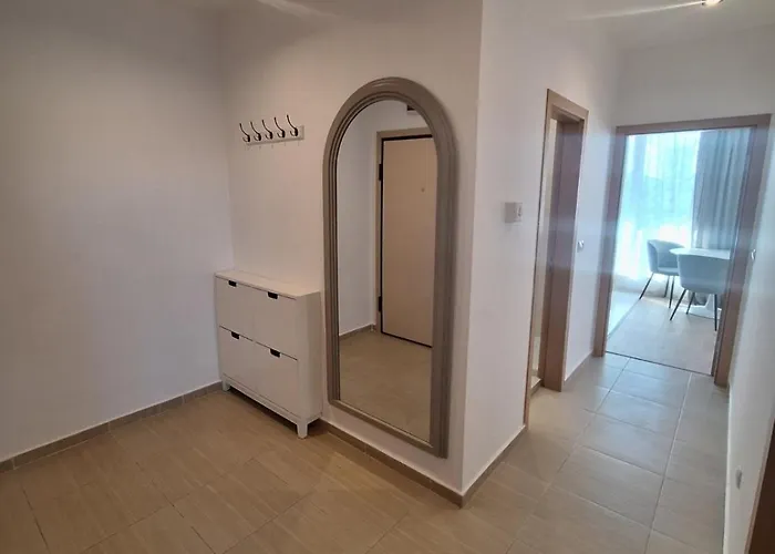 Mladost 1a Апартаменты