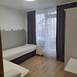 Mladost 1a *