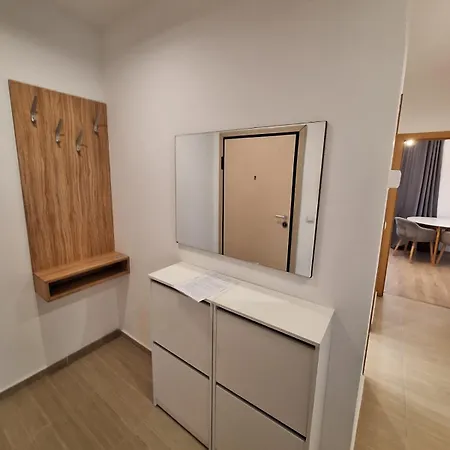 Apartman Mladost 1a *