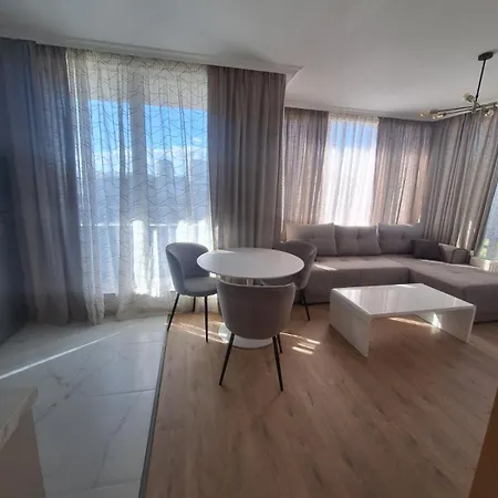 Mladost 1a